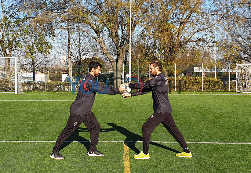 Thrusts with a ball