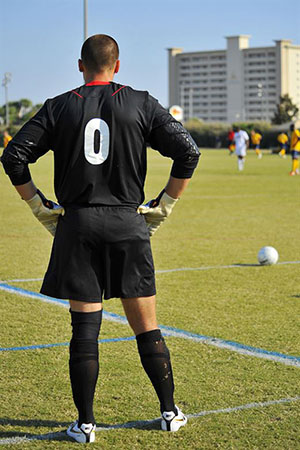 Portiere annoiato esercizio ripetitivo Portiere annoiato esercizio ripetitivo